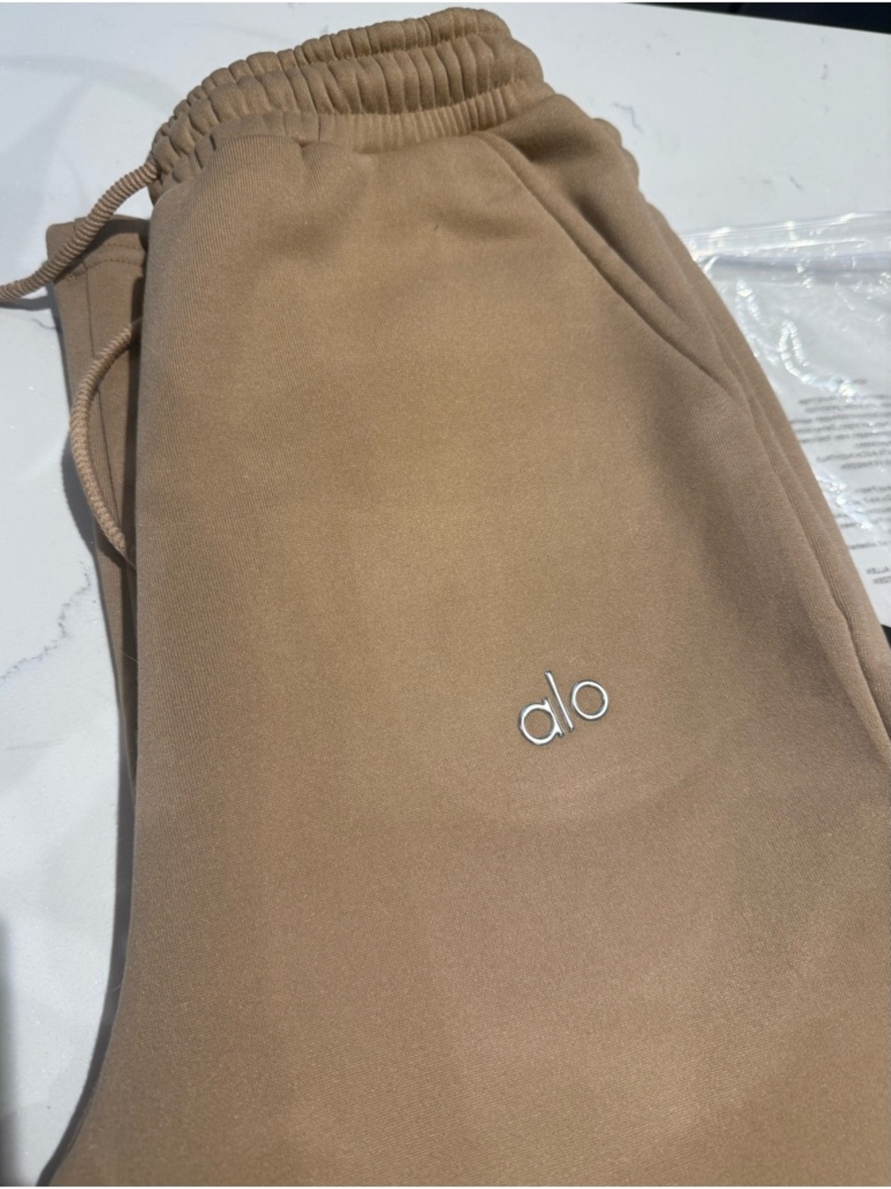 ALO Yoga Women’s Tan Sweat Pants - Picture 2 of 5